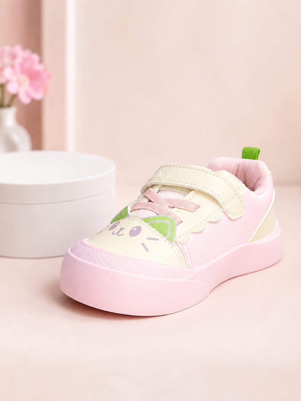 Cute Pink and Ceam Cat Face Baby Girls Sneakers with soft material and Velcro Strap